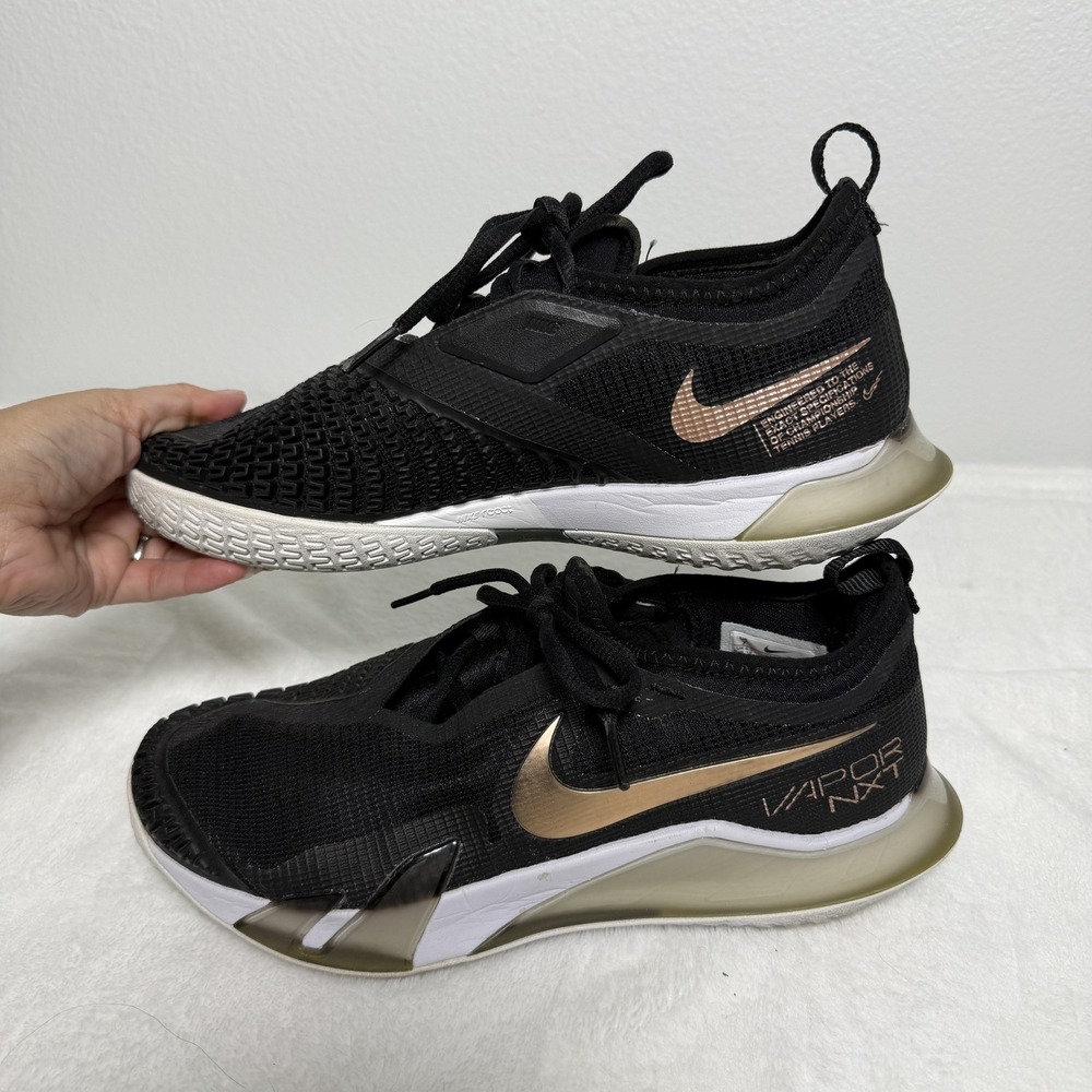 NikeCourt React Vapor NXT HC Black Bronze Tennis Shoe Women's 7 tennis prep